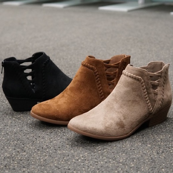LAST 6.5 Taupe Ankle booties - Picture 3 of 4